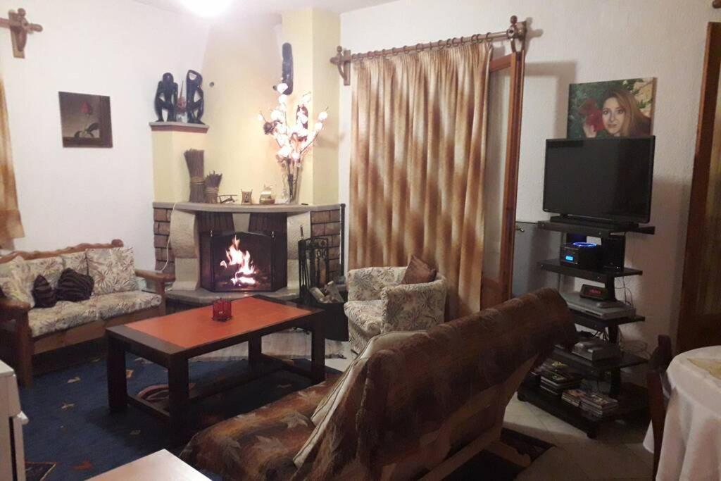 Efis House Apartment Kalívia Екстериор снимка