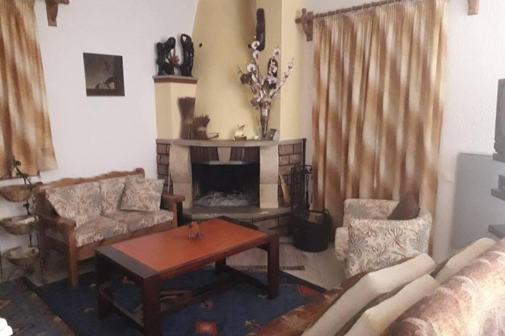 Efis House Apartment Kalívia Екстериор снимка